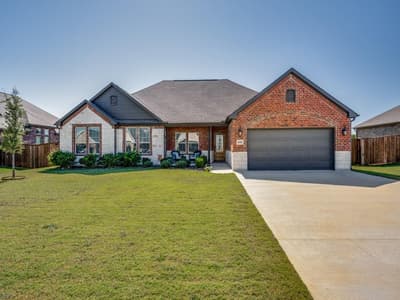808 Mary Lee Lane, Collinsville TX 76233