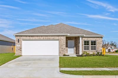 1001 Park Oak Lane, Crowley TX 76036