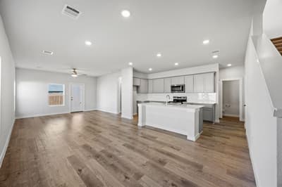 1017 Park Oak Lane, Crowley TX 76036 - Photo 4