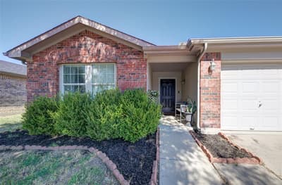8817 King Ranch Drive, Cross Roads TX 76227