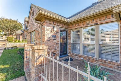 1218 Wooded Trail, Hurst TX 76053