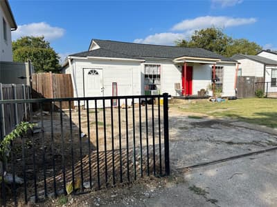 4423 Hopkins Avenue, Dallas TX 75209