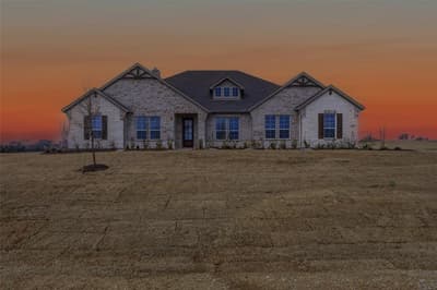 810 Valley Ridge Road, Van Alstyne TX 75495