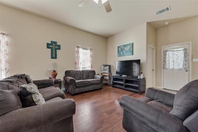 301 Quail Run Road, Red Oak TX 75154 - Photo 5