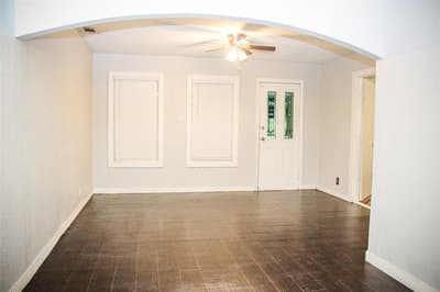 1318 S Ewing Avenue, Dallas TX 75216 - Photo 2