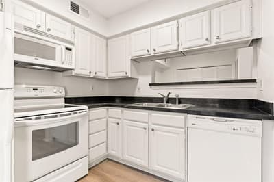 5757 E University Boulevard # 26D, Dallas TX 75206 - Photo 5