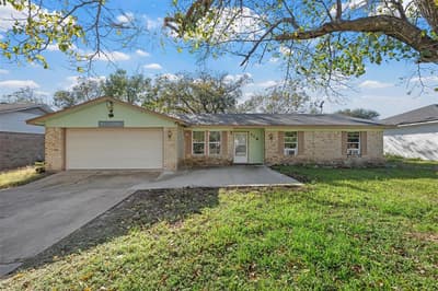 119 New Acres Drive, Hewitt TX 76643