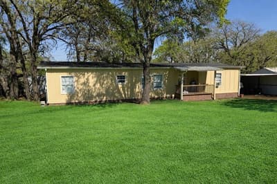 809 Harness Trail, Granbury TX 76049