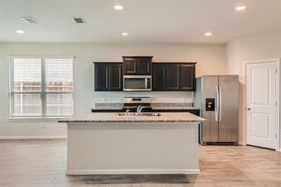 8616 Caldera Lane, Fort Worth TX 76131 - Photo 2