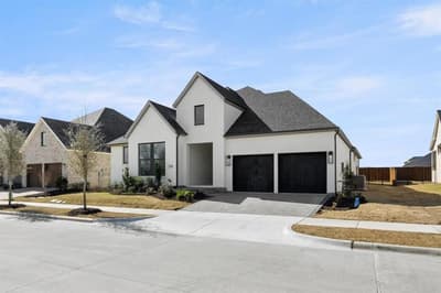 4728 Hawthorn Hills Lane, Arlington TX 76005 - Photo 5
