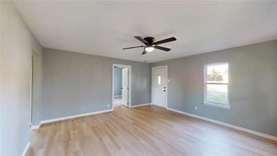 5729 Donnelly Avenue, Fort Worth TX 76107 - Photo 3