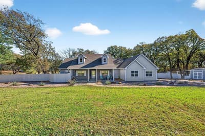 380 Crescent Drive, Pottsboro TX 75076