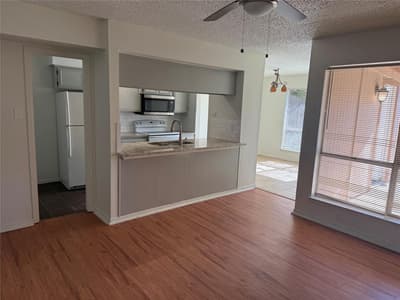 2016 Westbain Drive, Arlington TX 76015 - Photo 2