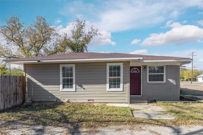 1803 4th St, Brownwood TX 76801 - Photo 3