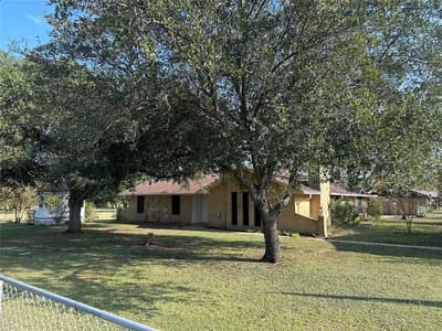 137 Oakview Circle, Waco TX 76705 - Photo 4