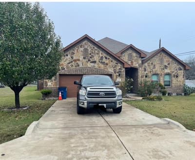 225 S Overlook Drive, Red Oak TX 75154