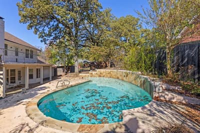 817 Sylvan Drive, Fort Worth TX 76120 - Photo 3