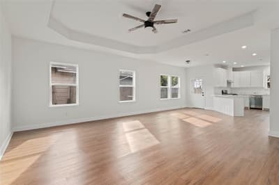 805 Ritchey Street, Gainesville TX 76240 - Photo 2