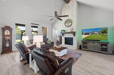 1019 Anna Circle, Granbury TX 76048 - Photo 5