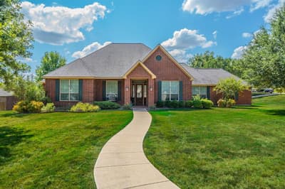 206 Hidden Meadow Circle, Midlothian TX 76065 - Photo 2