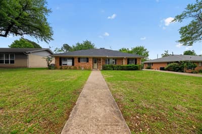 1616 W Shields Drive, Sherman TX 75092 - Photo 3