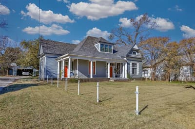 1015 N Dixon Street, Gainesville TX 76240 - Photo 2