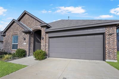 512 Mccoy Drive, Van Alstyne TX 75495