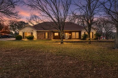 10471 Holly Creek Road, Terrell TX 75160