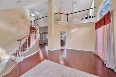 9352 Riverwalk Lane, Irving TX 75063 - Photo 5