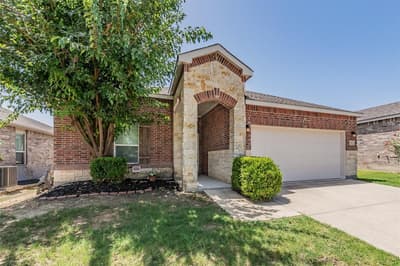 321 Mariscal Place, Fort Worth TX 76131