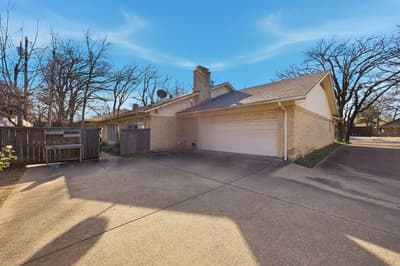 1620 Oak Meadow Drive, Irving TX 75061 - Photo 4