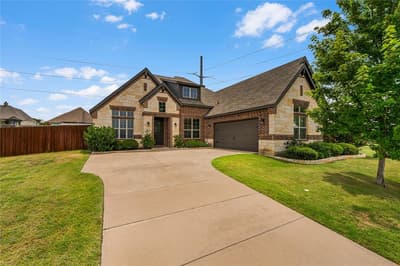 1441 Grassy Meadows Drive, Burleson TX 76058 - Photo 2