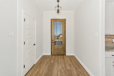 801 Holiday Hills Drive, Mineral Wells TX 76067 - Photo 5