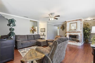 3207 Crossbridge Circle, Granbury TX 76049 - Photo 4