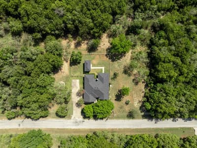 12187 Rolling Oaks Drive, Whitney TX 76692 - Photo 4