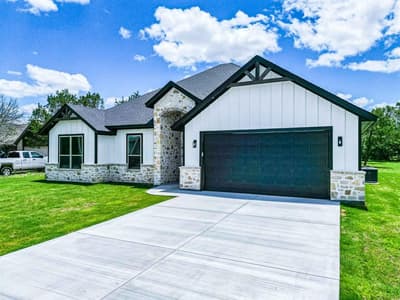 1509 Anaconda Trail, Granbury TX 76048 - Photo 2