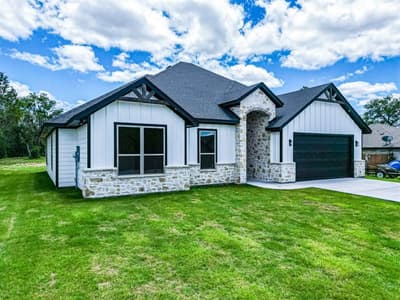 1509 Anaconda Trail, Granbury TX 76048 - Photo 3