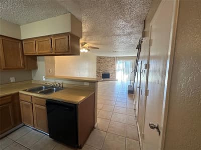 2174 Aspen Drive, Dallas TX 75227 - Photo 3