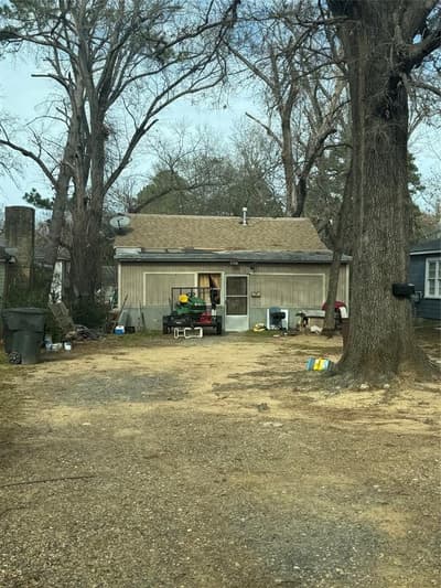1748 Michel Street, Shreveport LA 71108