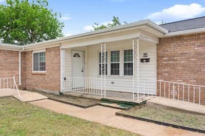 310 Garfield Street, McGregor TX 76657 - Photo 4