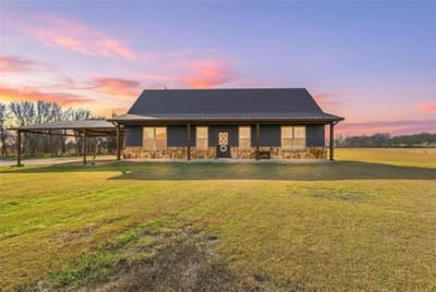 689 Stafford Road, Italy TX 76651