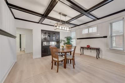 1205 W Arlington Avenue, Fort Worth TX 76110