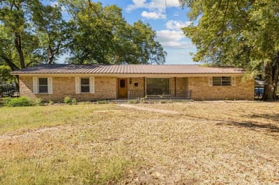 921 Evans Street, Bonham TX 75418 - Photo 2