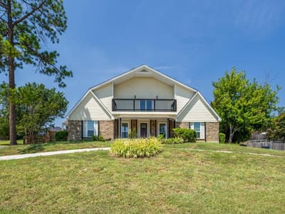 2226 Meadowview Drive, Garland TX 75043