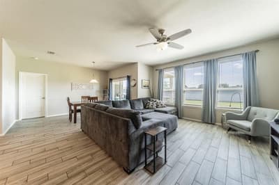 1628 Hinckley Avenue, Providence Village TX 76227 - Photo 2