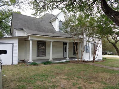 211 W Purdom Avenue, Alvarado TX 76009