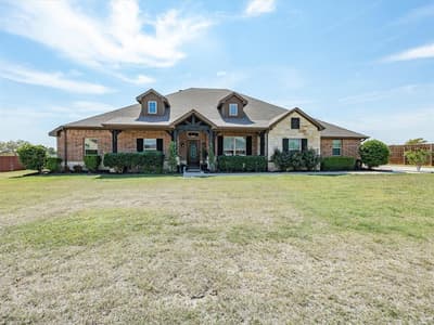 217 Heather Lane, Decatur TX 76234 - Photo 2