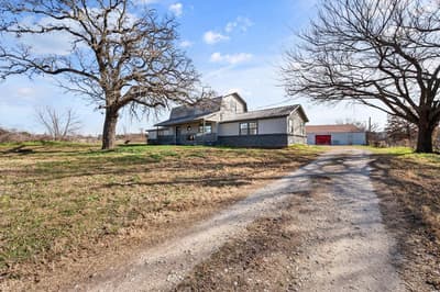 443 County Road 3799, Paradise TX 76073