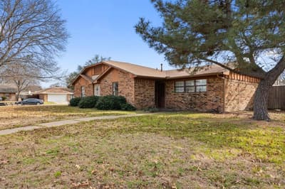 2736 Chebi Lane, Denton TX 76209