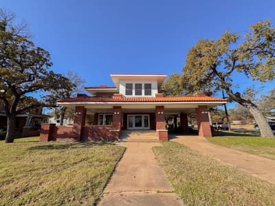 211 NW 4th Avenue, Mineral Wells TX 76067